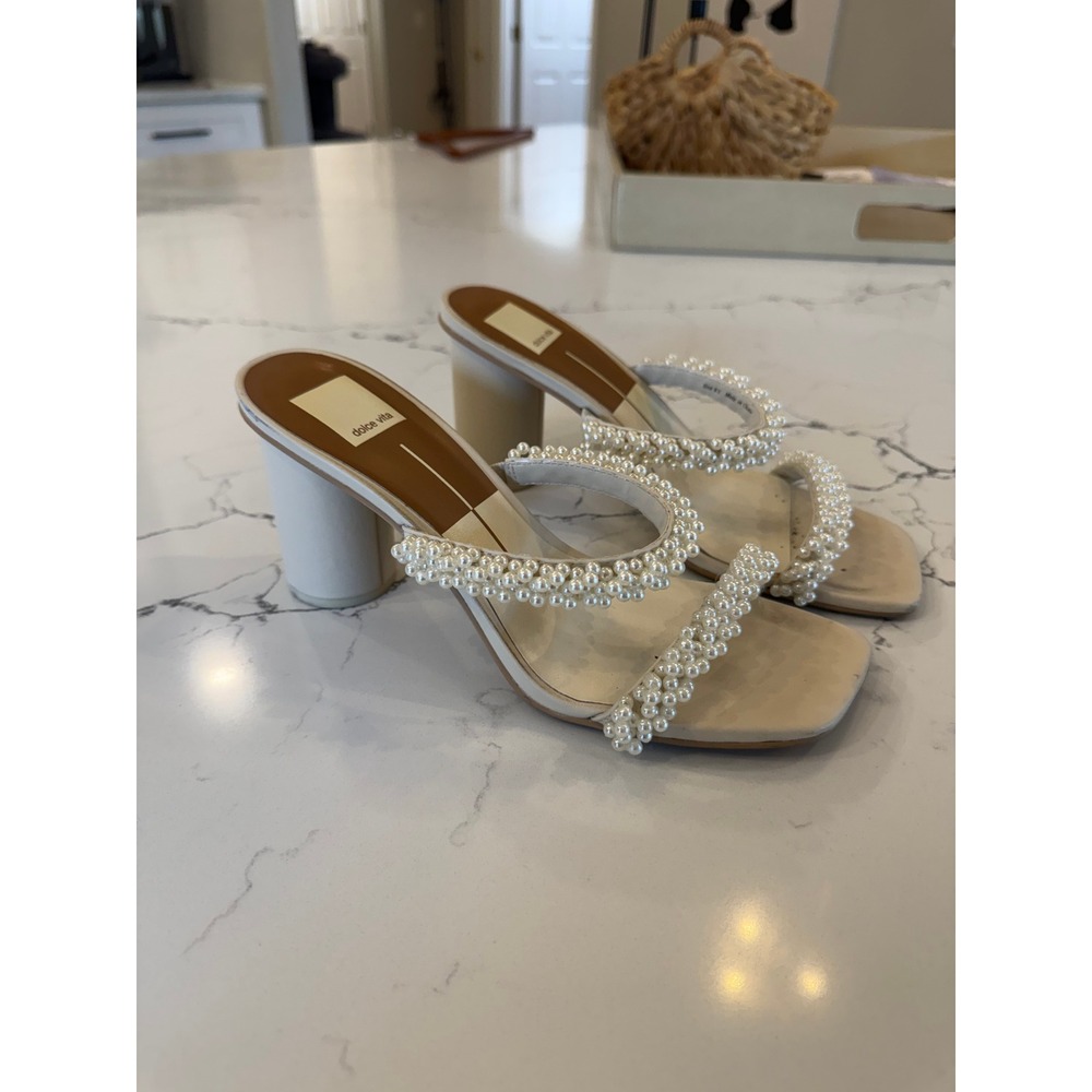 Dolce Vita Pearl Embellished Ivory Block Heel Sandals Size 8.5 Bridal